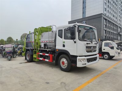餐廚垃圾車(chē)，收集運(yùn)輸剩飯剩菜泔水垃圾我擔(dān)當(dāng)，干濕分離我本領(lǐng)大
